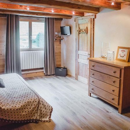 Apartamento La Ferme Des Cousines Saint-Sigismond  Exterior foto